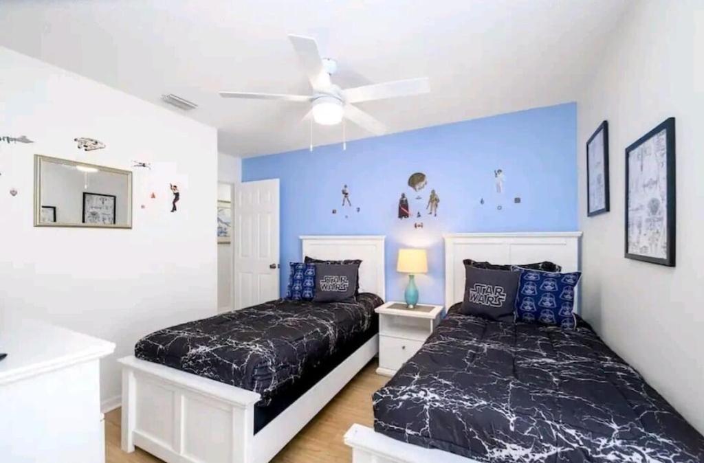 Lake Berkley Family Resort: Quiet Getaway with Pool Near Disney Kissimmee Exterior photo