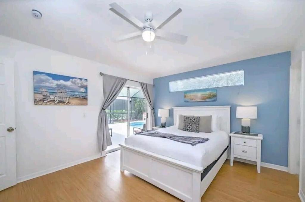 Lake Berkley Family Resort: Quiet Getaway with Pool Near Disney Kissimmee Exterior photo